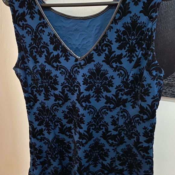 RW&CO. Tops - RW & Co sleeveless top